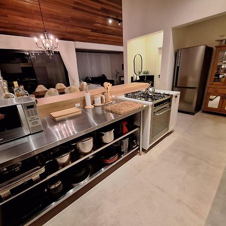 Casa Em Condominio Na Serra Раншу-Кеймаду Экстерьер фото