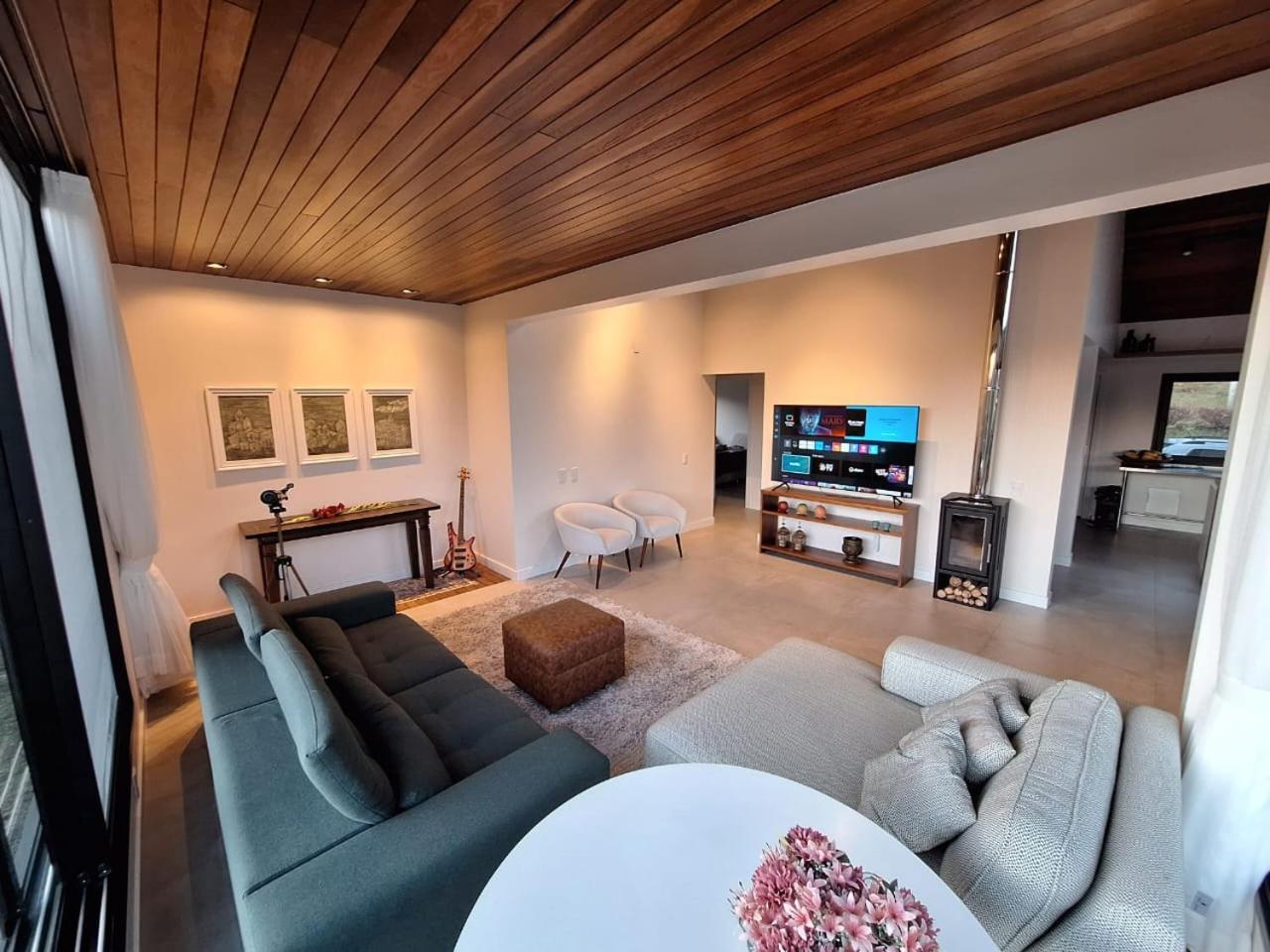 Casa Em Condominio Na Serra Раншу-Кеймаду Экстерьер фото